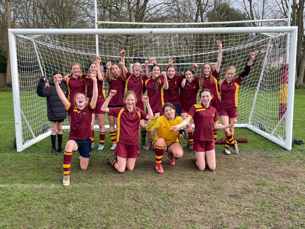Congratulations to the Y7+8 football team who are now Richmond borough champions after winning in the final this afternoon🏆 🥇