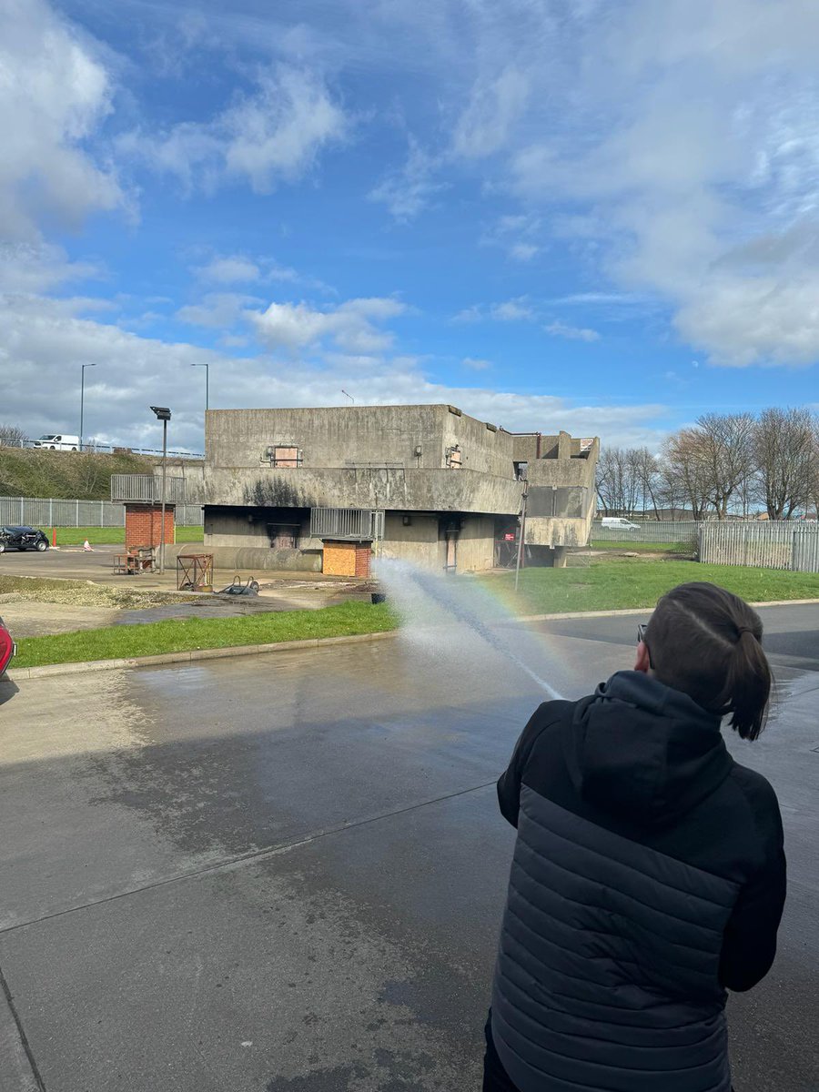 InvestedEdu's tweet photo. • Breaking Barriers •

Another fantastic trip to the fire station for our KS4 children to learn more careers in this industry. 

A huge thank you to @clevelandfbuk for inspiring us! 

🔥 👨🏻‍🚒 🚒 https://t.co/rp0wXnvL4F