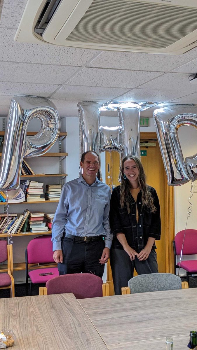 Long time, no tweet! I guess I have been in denial that my PhD has come to an end. This is an appreciation post for my wonderful supervisor @jonroiser, who I have had the pleasure of working with for over 7 years (😱).