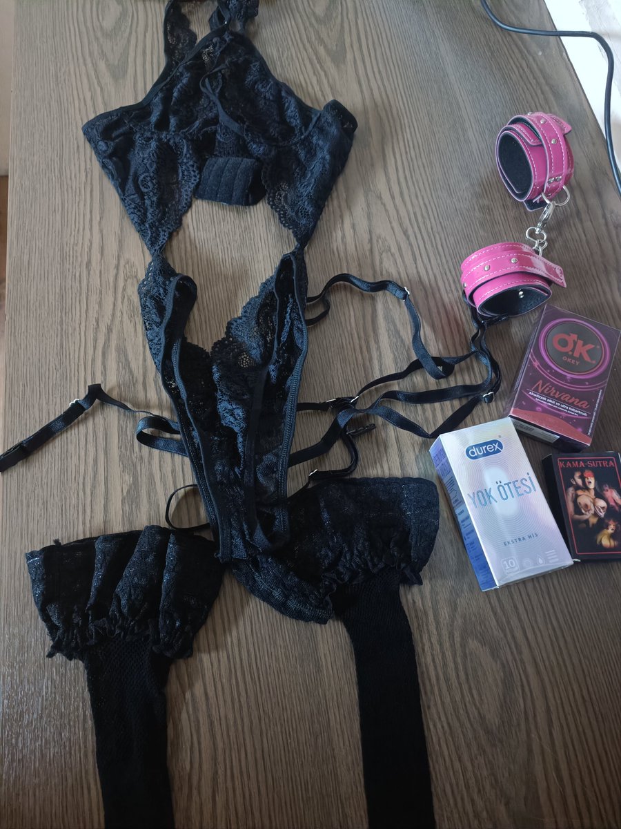 sissyseverr's tweet photo. @gayroskop bunları bu akşam kime giydirebilirimmm yeri olan pasifler dm gelsin 183-90-24 kıllı dominant aktifim https://t.co/Wbe6CoMSvX