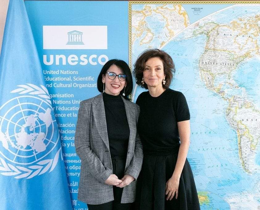 🔴 Yahima Esquivel Moynelo, Embajadora de Cuba ante la UNESCO fue recibida por Audrey Azoulay, Directora Général de la Organización. 👉 Durante el fraternal encuentro de despedida la Embajadora reitero el compromiso de Cuba con la UNESCO y agradeció la cooperación y el apoyo.