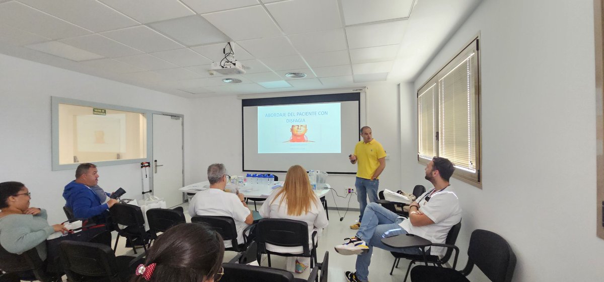 elisabet tweet media