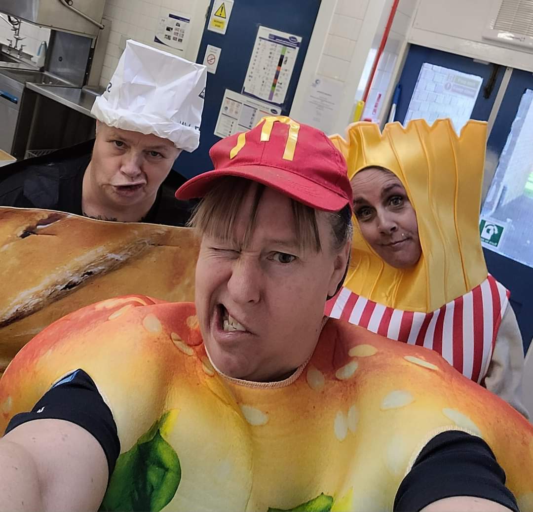 pipsy80's tweet photo. These girls are just fab!
Always going all out for their children at their school, putting on some truly hilarious themed days.
Debbie and Donna ....more lunch lady legends! 🌟🍽
#DinnerLadies #SchoolCooks https://t.co/2yc0g3CiGJ