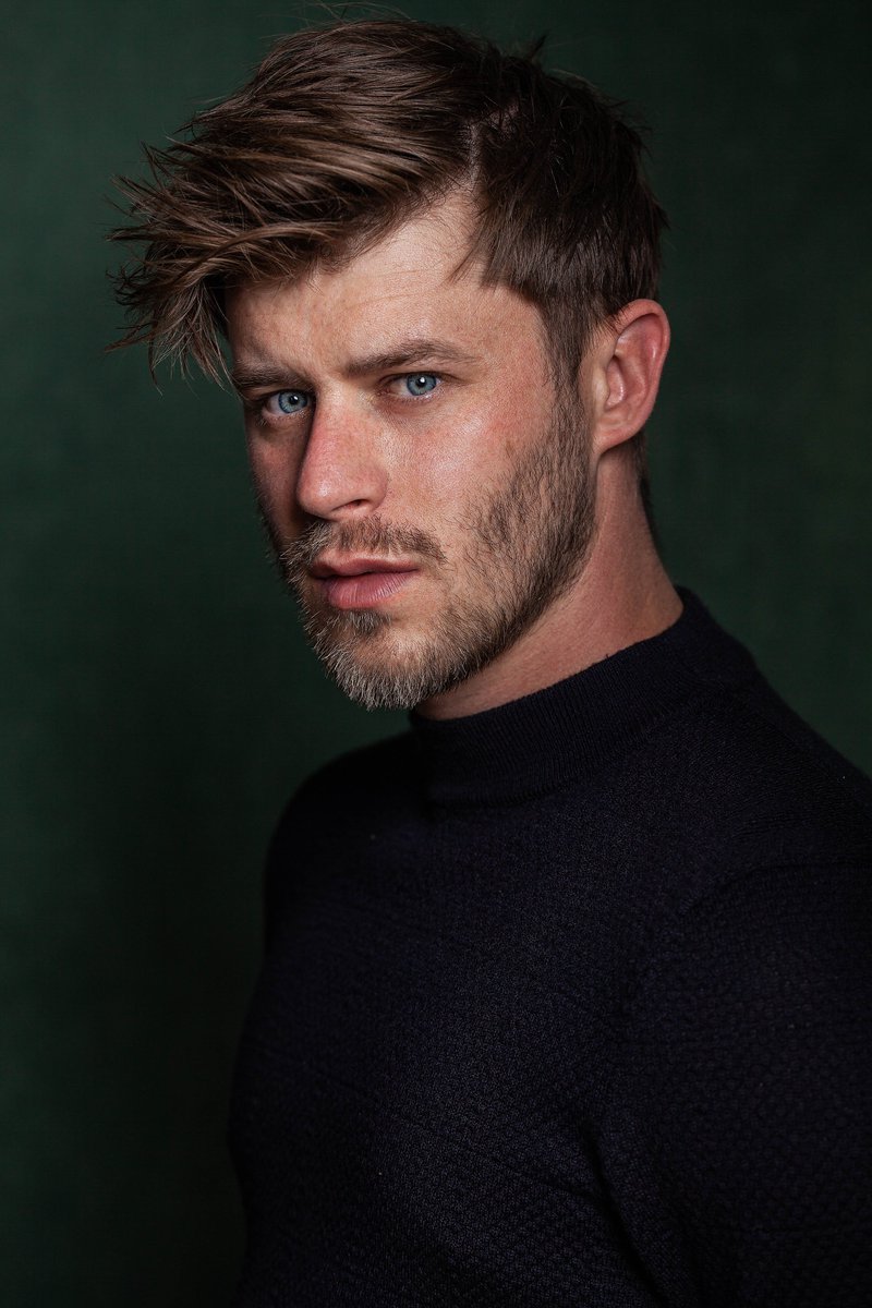 TresA Magazine (@tresamag) on Twitter photo INTERVIEW with <a href="/LBActor/">Luke Baker</a> about starring as Zack Mayo in the UK Tour of <a href="/officergentuk/">An Officer and a Gentleman The Musical</a> #LoveLiftUsUp, playing Tony in #BillyElliot and being part of the original Sheffield and West End casts of #JamieMusical! ๐ท : Greg Fossard tresamagazine.com/2024/03/22/lukโฆ INTERVIEW with <a href="/LBActor/">Luke Baker</a> about starring as Zack Mayo in the UK Tour of <a href="/officergentuk/">An Officer and a Gentleman The Musical</a> #LoveLiftUsUp, playing Tony in #BillyElliot and being part of the original Sheffield and West End casts of #JamieMusical! ๐ท : Greg Fossard tresamagazine.com/2024/03/22/lukโฆ