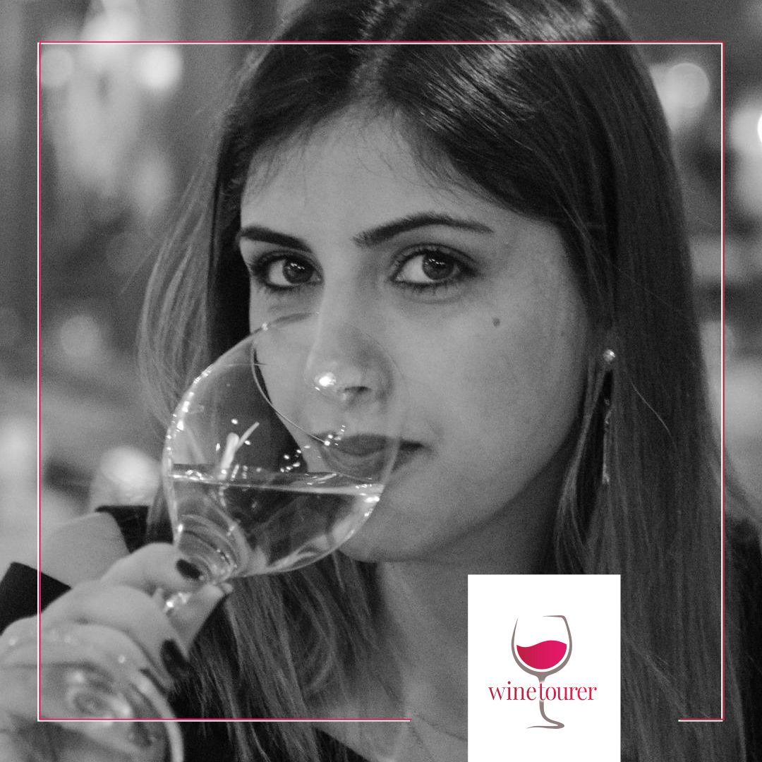 winetourer's tweet photo. Discover the pleasure of a wine tasting with a sommelier who will be able to guide you https://t.co/xzP36guxWJ