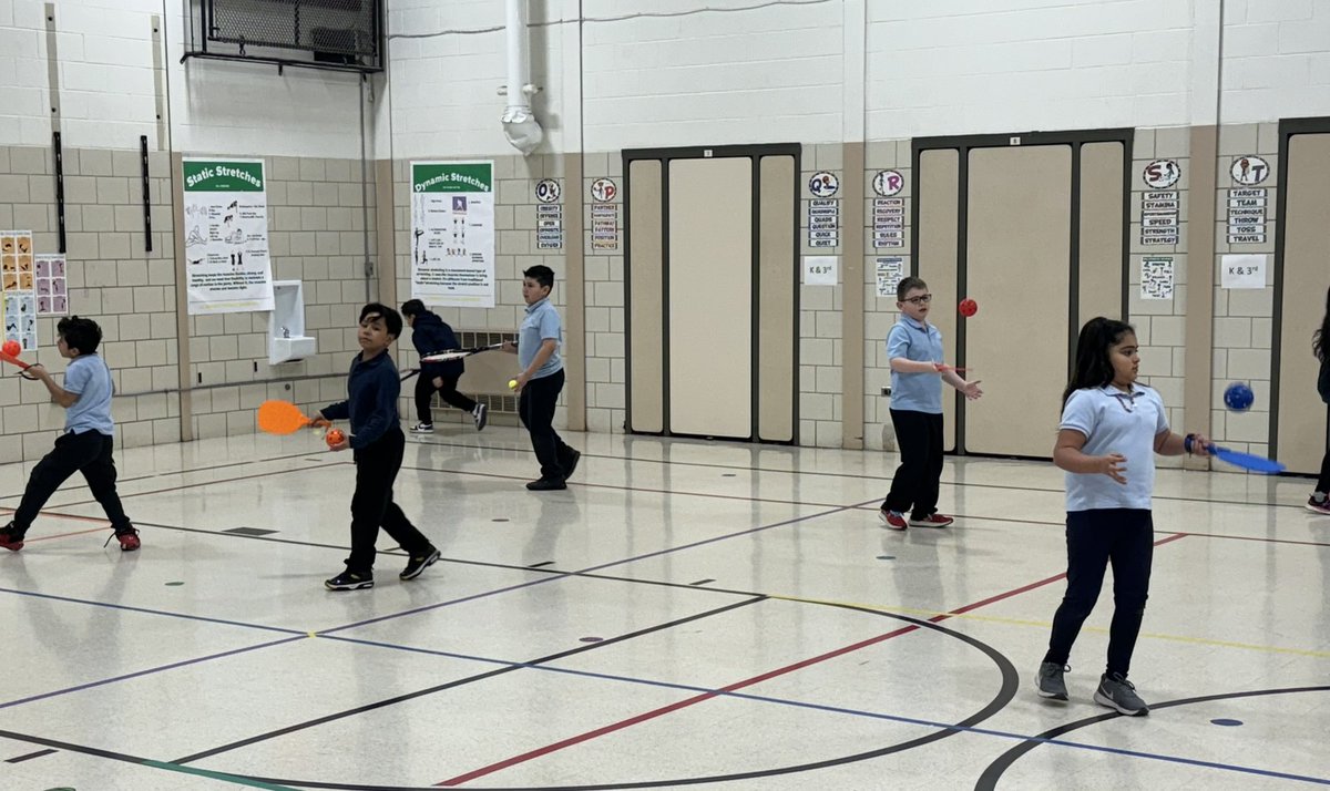 b_physical's tweet image. PE week in review.. students spent the past week using rackets/paddles.  We worked on different ways to strike a ball with a forehand, backhand, and serve.  Next week we will be working on volleying, and playing modified games of pickleball, tennis, and table tennis.  🏓  🎾