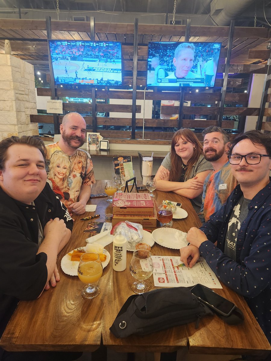 DFWTrivia's tweet image. Cork &amp;amp; Growler - Live Trivia - Thursdays @ 7pm