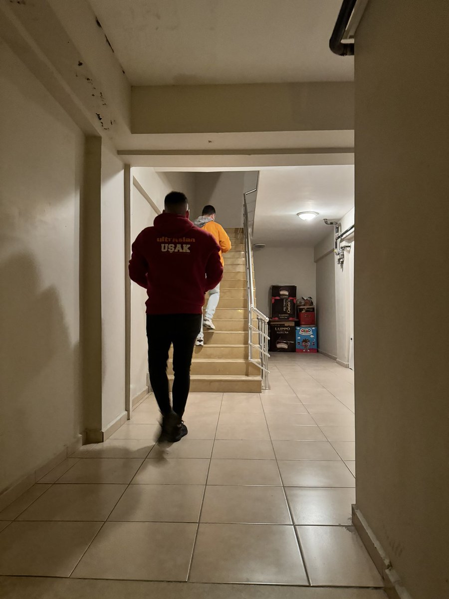 ultrAslanusAk's tweet photo. Ramazan ayı demek bereketini paylaşmak demektir !
Her sene olduğu gibi bu senede elimizden geldiği kadar 1 nebzede olsa mutluluk ve bereket dağıtmaya çalıştık,
Emeği geçen herkesten Allah razı olsun…
#BirYardımBinMutluluk #uAYurtiçi 
@uAYurtici https://t.co/r0J4nMIB2X