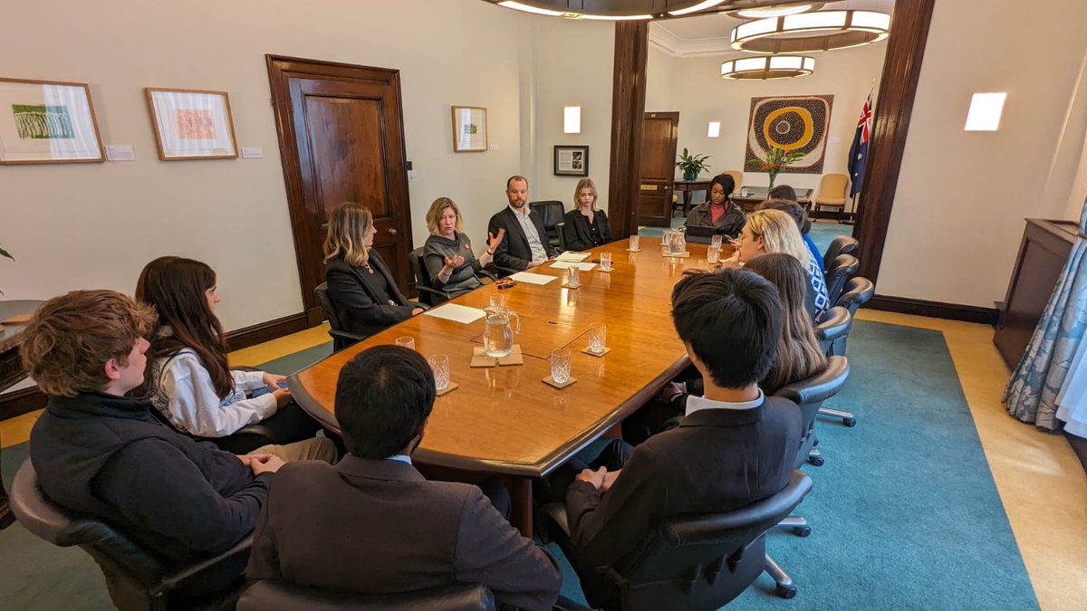 Australia House tweet media