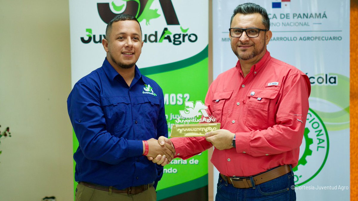 <a href="/FAO/">Food and Agriculture Organization</a> <a href="/UlisesGzalez/">Jorge Ulises González</a> <a href="/JuventudAgro/">Juventud Agro</a> <a href="/MIDAPma/">Ministerio de Desarrollo Agropecuario</a> <a href="/ONUPanama/">ONU Panamá</a> La <a href="/FAO/">Food and Agriculture Organization</a> propone avanzar en una agenda que permita generar más y mejores oportunidades para los jóvenes, enfocada en acciones afirmativas que permitan la redistribución de recursos, que fomenten la innovación, por medio del acceso a nuevas tecnologías y capacidades.
<a href="/JuventudAgro/">Juventud Agro</a>