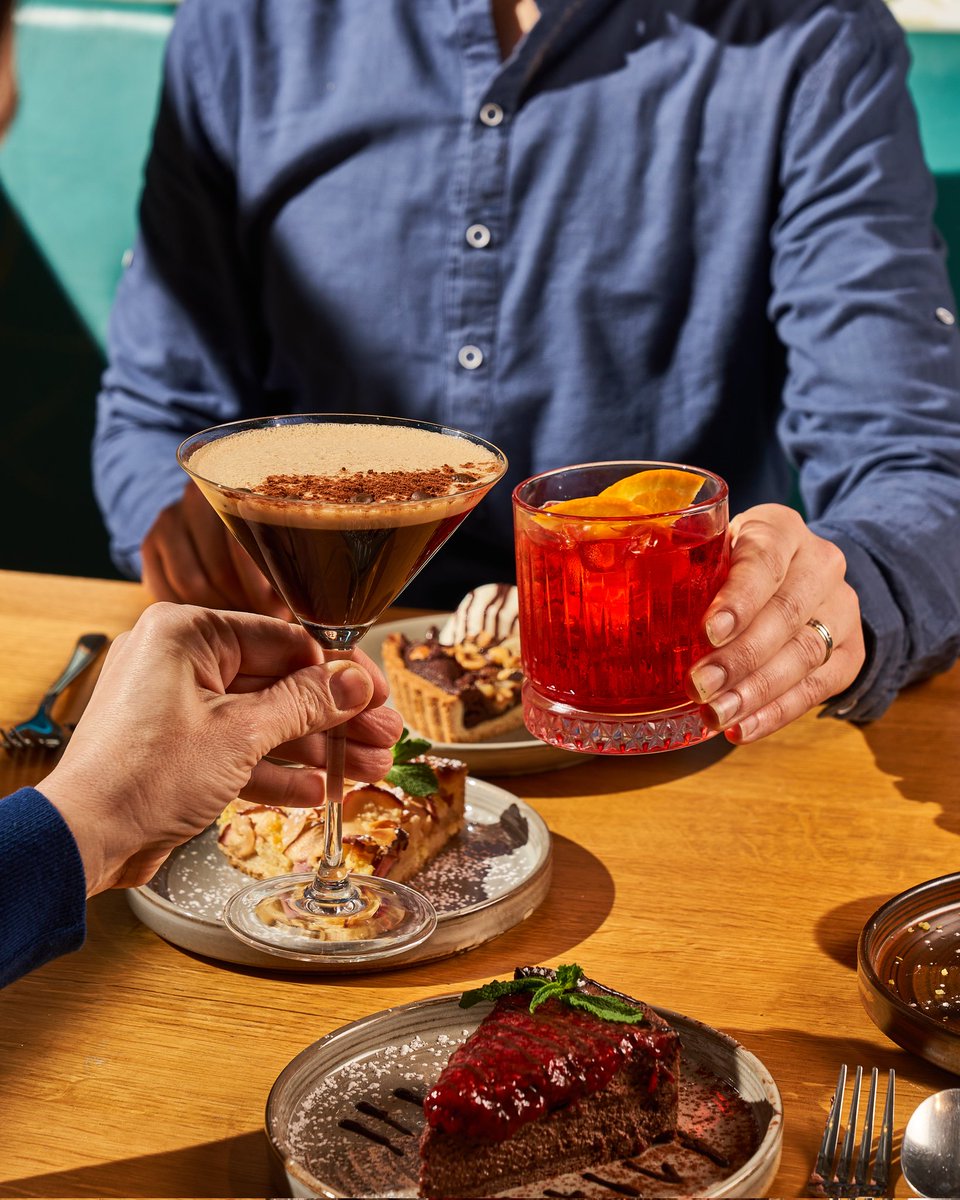 Dive into the weekend with an "everything is permitted" mindset at Remoli's! 🍰🍹  #WeekendIndulgence #FridayFeeling #WeekendVibes  #TreatYourself #TGIF