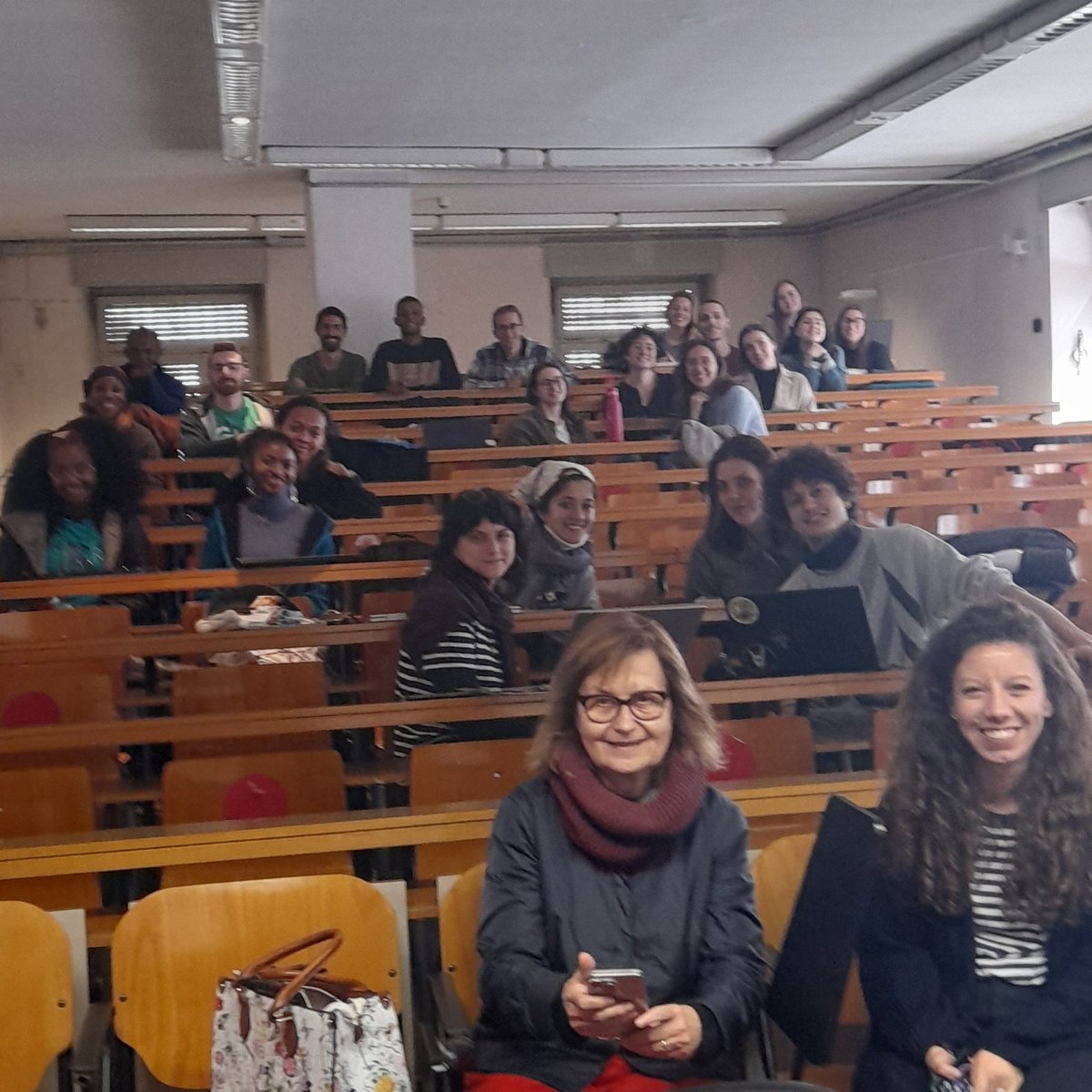 say "Impact of anthropic and environmental variations in microbiota, implication for conservation strategies"... today with @DariaValente  <a href="/cristinagiacoma/">CRISTINA GIACOMA</a> and <a href="/yeastCellCell/">Irene Stefanini</a> 
#sustnet #sustainability #collaboration #PhD