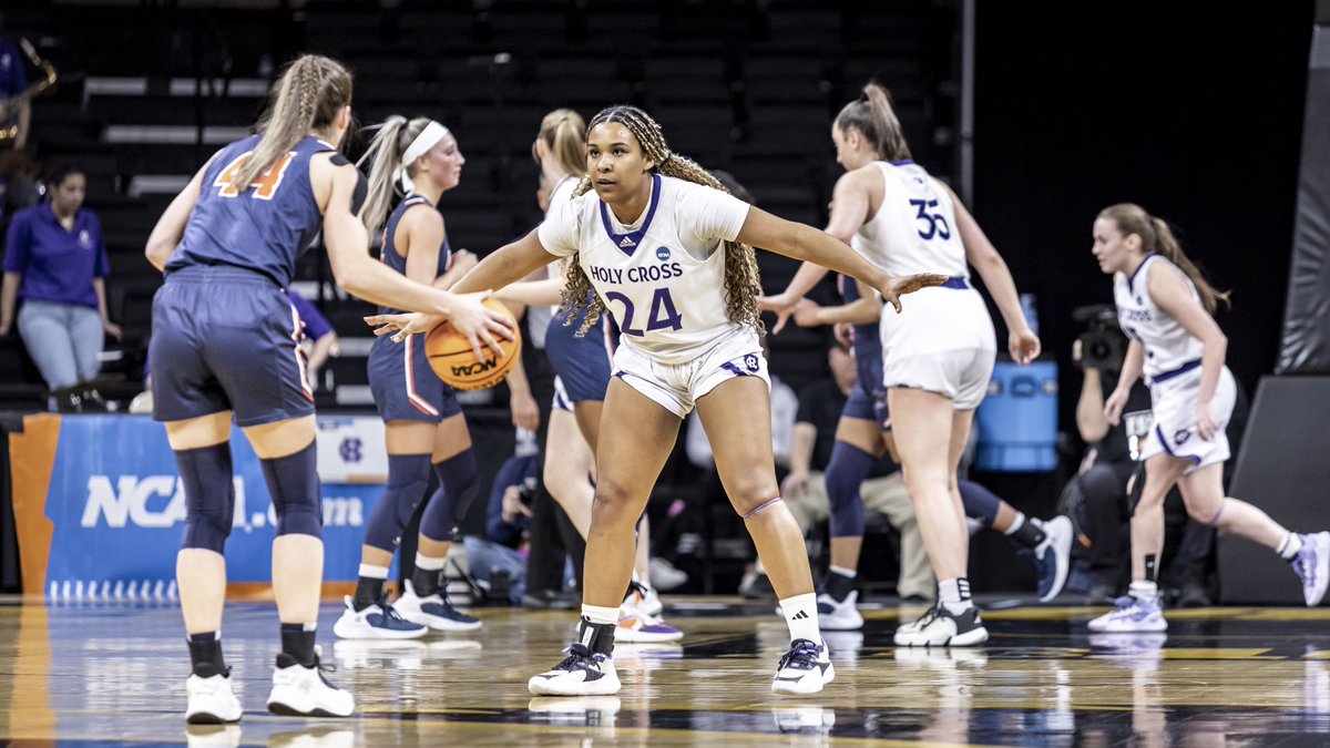 Holy Cross Women's Basketball tweet media