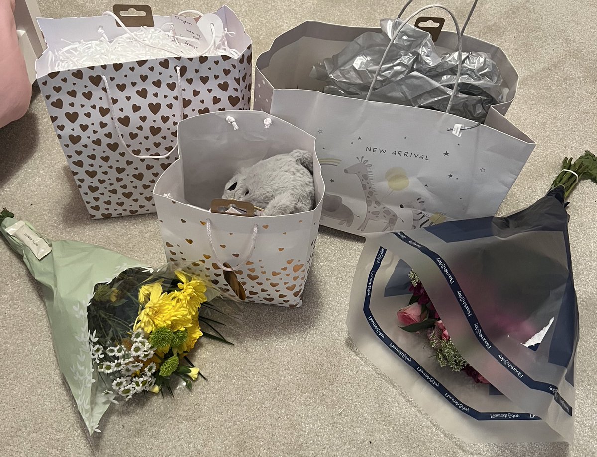 Kelly Clayton tweet media