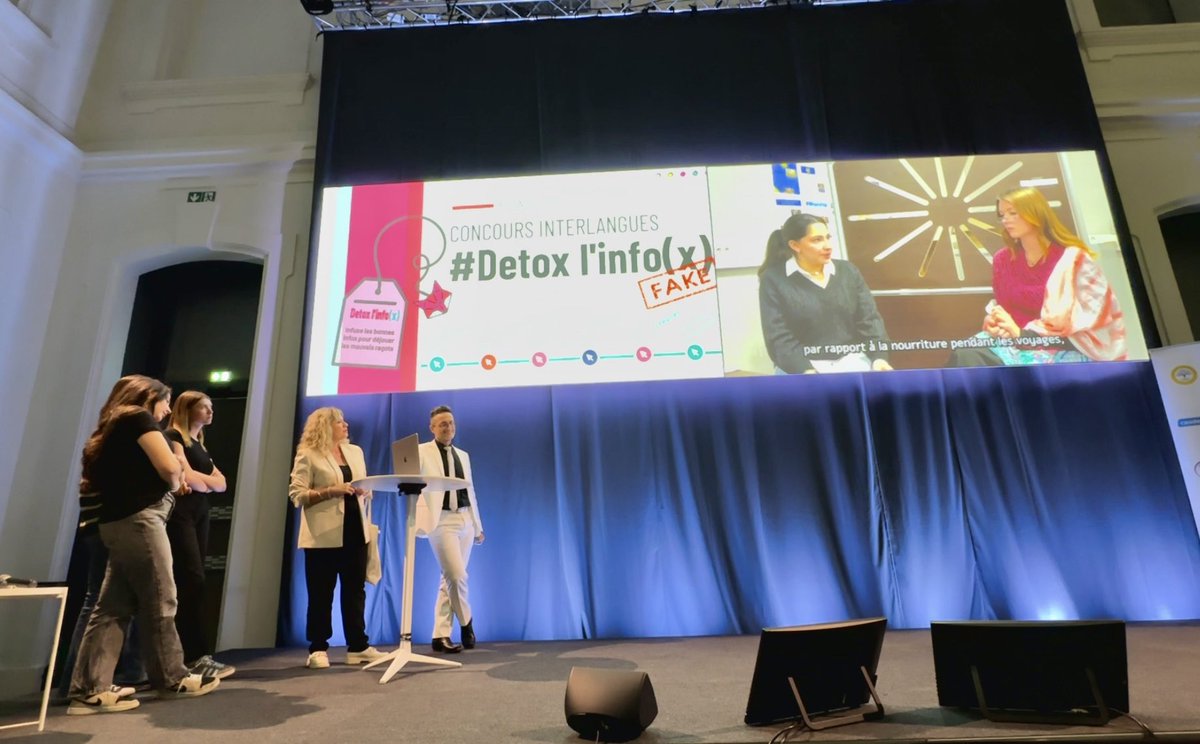 gbonzoms's tweet photo. 👏 Bravo aux élèves et aux enseignants primés au #ConcoursInterLangues #DetoxInfox organisé par @languestoulouse @AriBouaniche @Clemi_Toulouse avec le @QuaiDesSavoirs @DaneTlse.
🙏 aux partenaires qui ont constaté la créativité des élèves et leurs compétences numériques 📹🎙️📰 https://t.co/tuYqikBMKZ