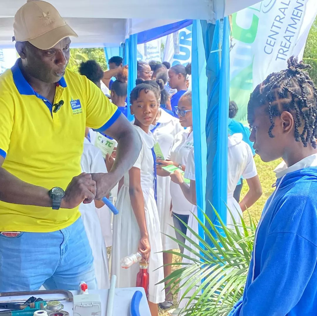 NWCjam's tweet image. Things are in high gear today at the Marymount High School in St Mary where scores of persons have turned out to join in the exciting activities at #worldwaterday2024💧🌍 exhibition! Stop by our buzzing booth for a chance to #winandlearn!