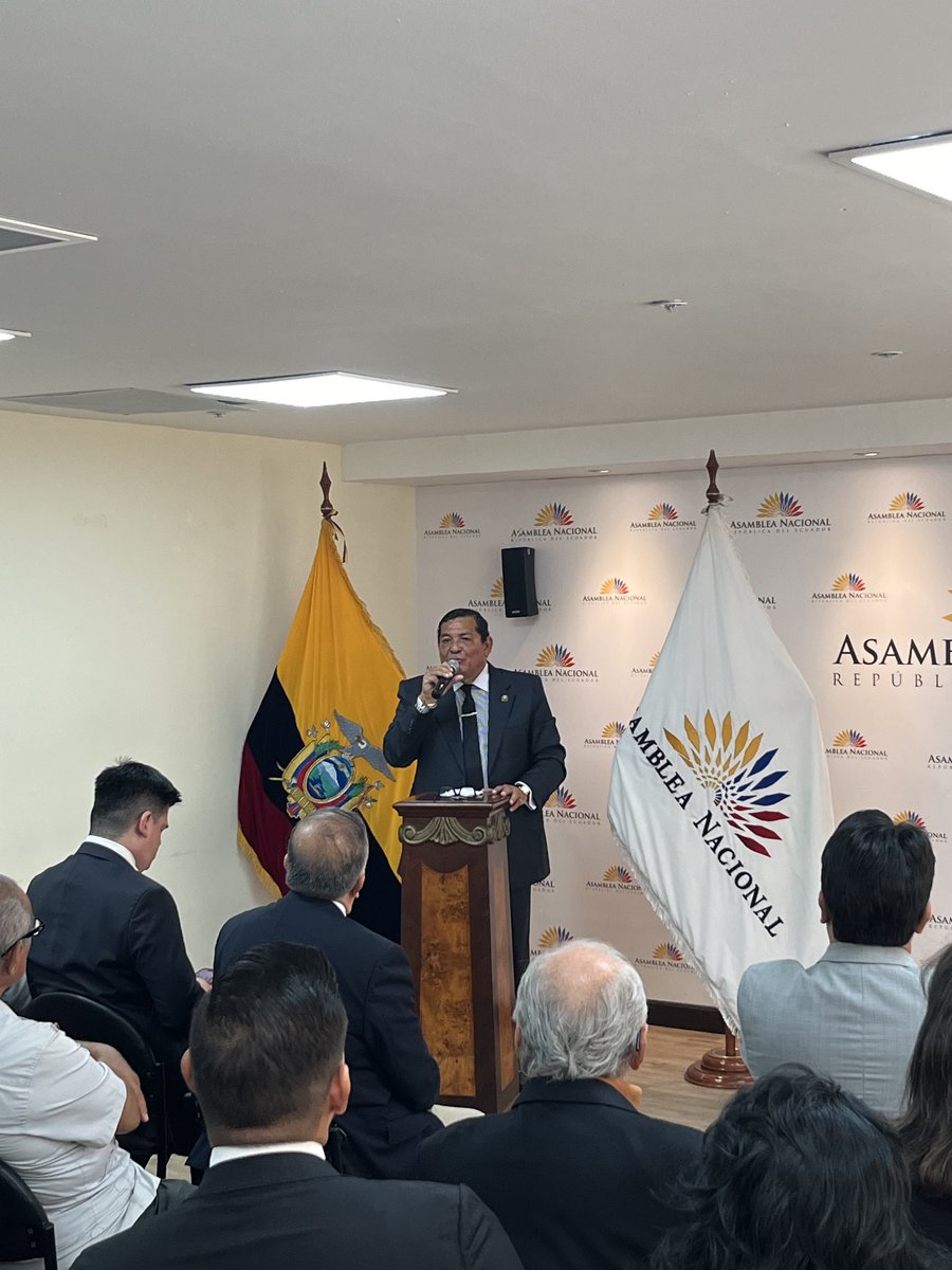 Nos encontramos en la Rendición de Cuentas 2023, en compañía de mis mandantes, autoridades, líderes populares y ciudadanía en general a quienes informamos sobre las labores legislativas realizadas. 
A mis mandantes: a ustedes me debo!