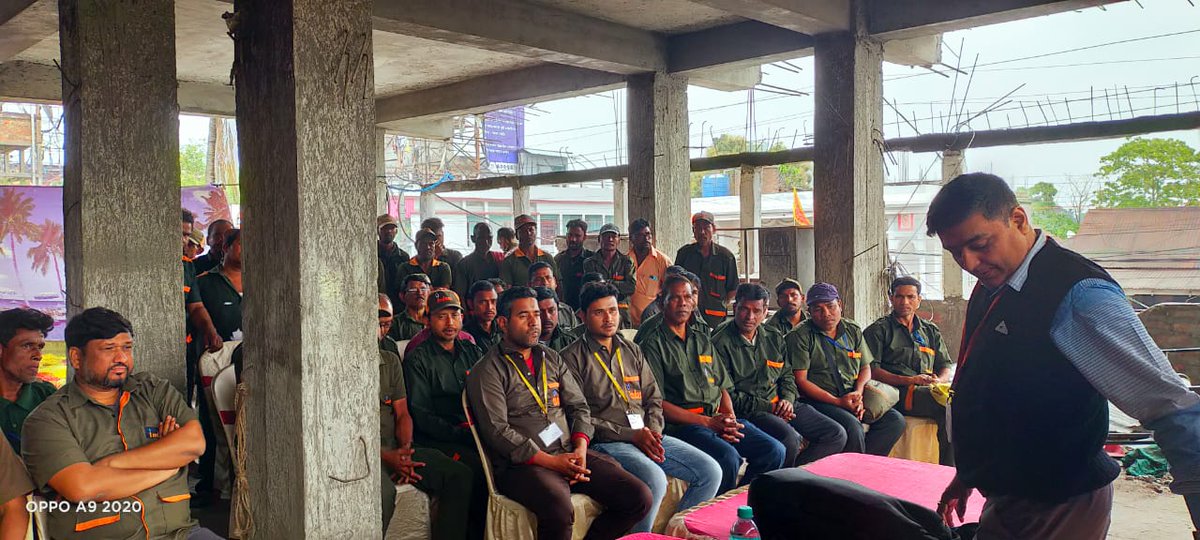 IndaneAOGhy's tweet photo. Safety Campaign & training of Delivery boys for App based safety checks conducted under Bongaigaon LSA. A total of 76 nos Delivery boys were present in the programme. #IOCL_assam #gramesh https://t.co/TaTnAnYp2f
