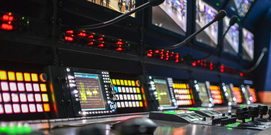 BeldenInc's tweet image. Unravel the mysteries of #stadiumdesign challenges with our innovative indoor/outdoor #broadcastcables! Discover more insights in this informative blog post by Josh Goyke. bit.ly/4a1RW9V #plenumcables #smartbuildings