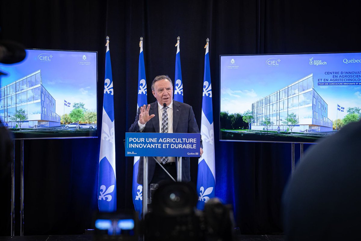 vassomption's tweet photo. Le premier ministre @francoislegault annonce près de 42 M$ afin de soutenir @ZoneAgtech pour l’implantation d’un centre d’innovation en agrosciences et agritechnologies dans la MRC de L'Assomption. Un grand jour pour l'avenir de @vassomption!
 #agriculture #technologies #sciences https://t.co/gOUtx5aVgS