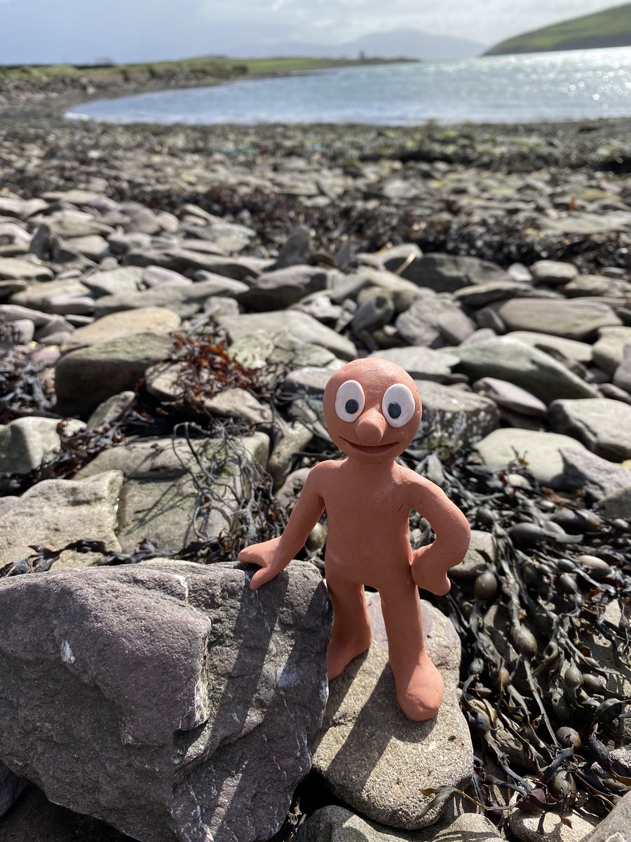 Suns shining, it’s a lovely day in Dingle with @AmazingMorph @ANIMATIONDINGLE