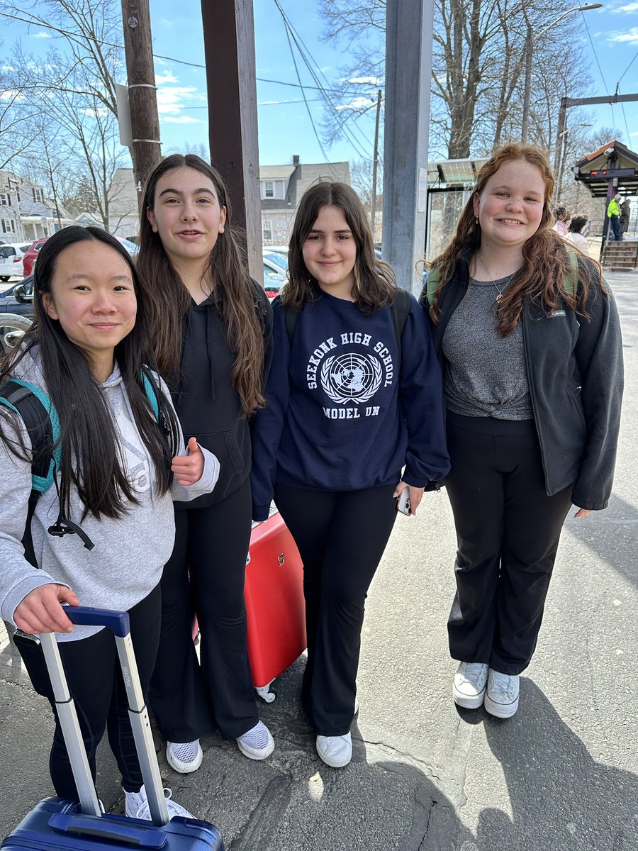 SeekonkModelUN's tweet photo. We’re excited to be heading to Boston for #EagleMUNCXII! 
See you soon @EagleMUNC! @SeekonkHS https://t.co/LOOuSCH14N