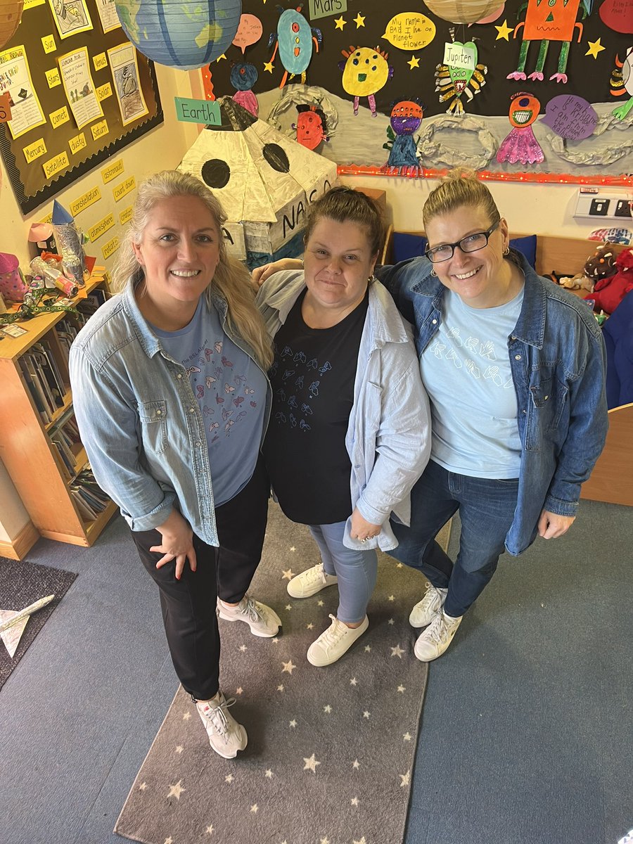 deaf_superpower's tweet photo. Sign Language Week 2024. 
A brilliant week. The children have all embraced it. #GoBlueforBSL #NDCS @llwyncrwn https://t.co/eFrB8YLaIm
