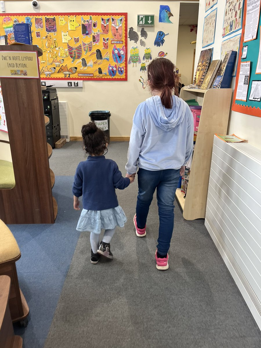 deaf_superpower's tweet photo. Sign Language Week 2024. 
A brilliant week. The children have all embraced it. #GoBlueforBSL #NDCS @llwyncrwn https://t.co/eFrB8YLaIm