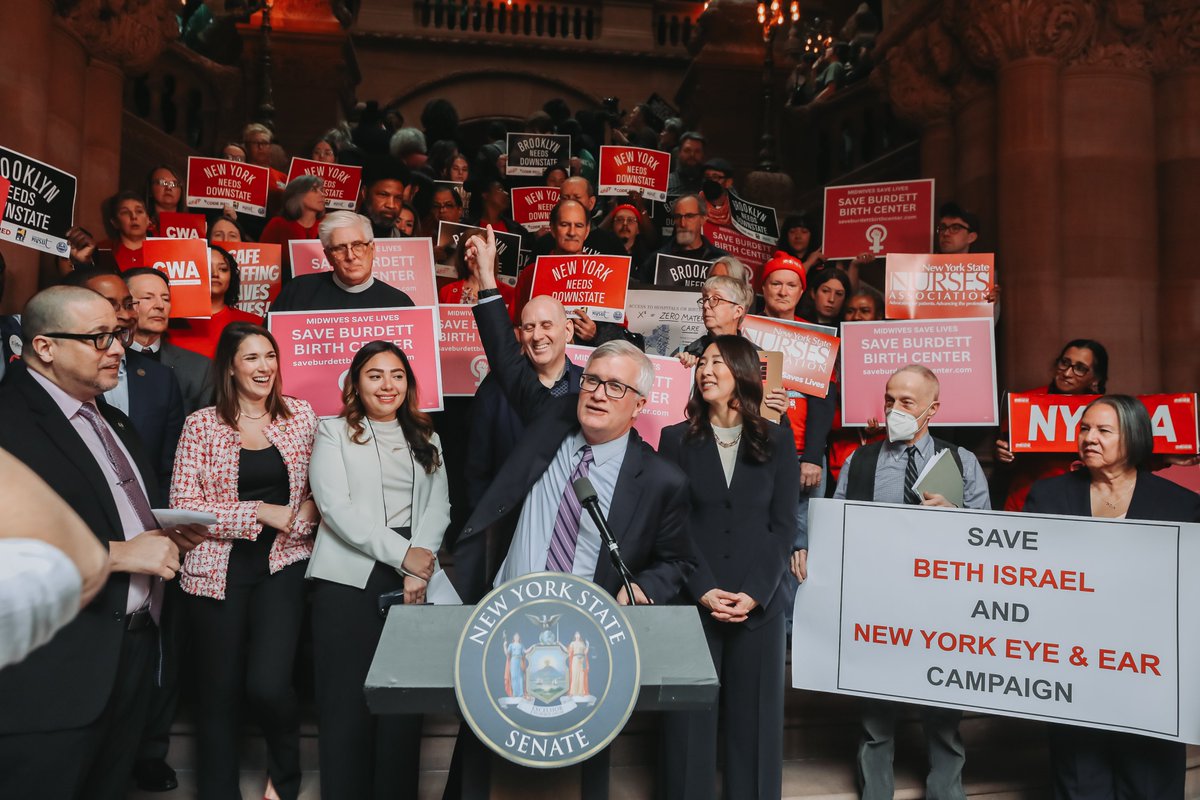 Proud to stand with colleagues & advocates to announce legislation that requires public notice & community engagement in the hospital closure process. I've fought for similar legislation over the years, & I'm grateful for @NYSenatorRivera & @JoAnneSimonBK52's leadership on this.