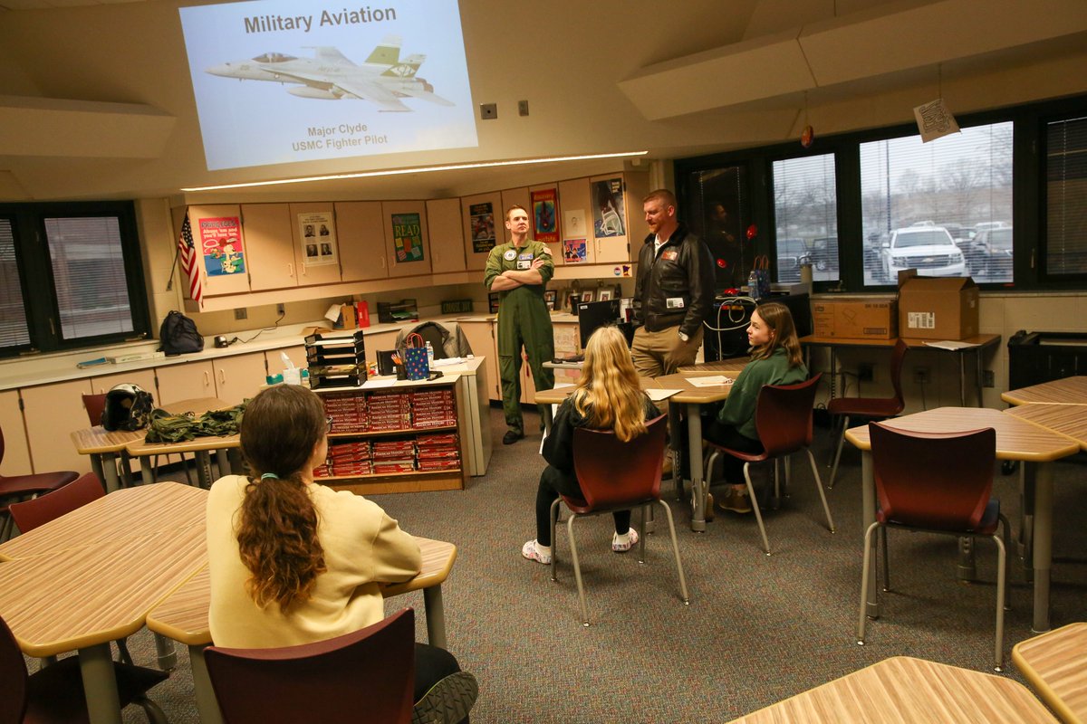 8th Graders at DMS received a dose of reality at their Reality Store! They were assigned a career with salary and had to figure out how to budget for life's expenses. DMS also hosted parents who had a chance to explain their career to the students. bit.ly/DMSrealitystor…
