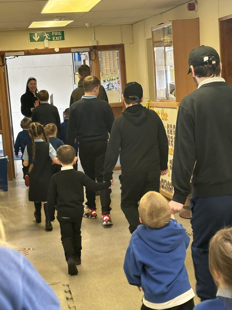 MrMcInnes3's tweet photo. ๐๐ค What an incredible finish to the joint Communication Companion project with @Kilpatrickscho1 and @EdinbarnetPS! ๐ Every pupil shone brightly at today's assembly, showcasing care, empathy, confidence, and compassion! ๐๐ซ #CommunicationSuccess #EmpathyInAction #SchoolPride https://t.co/OMoeZbJSYF