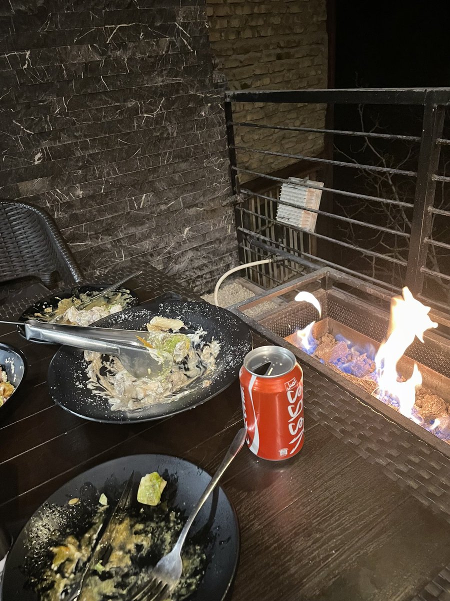 anitabaghery's tweet photo. عیدم تموم شد و رفت:) https://t.co/EpKAHfQU7B