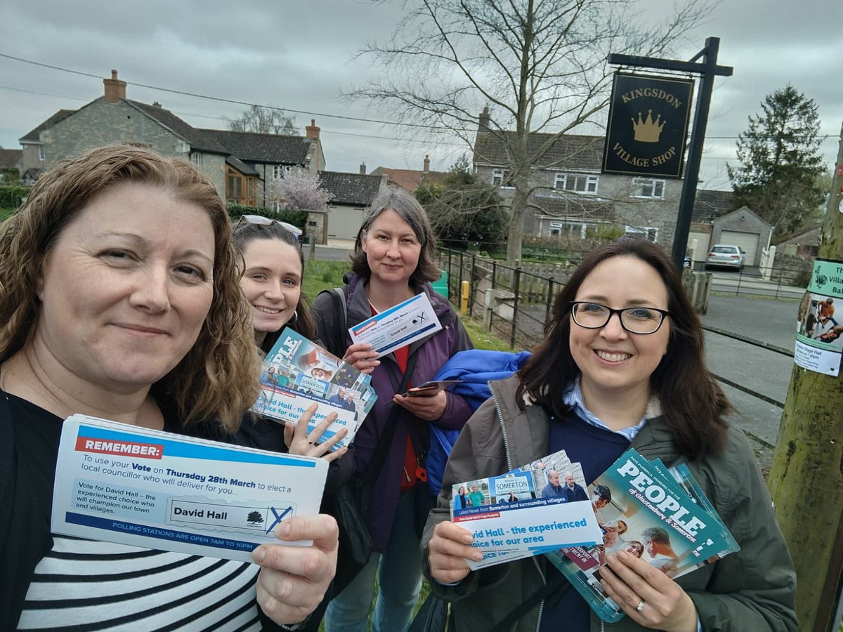 Clare De Silva tweet media