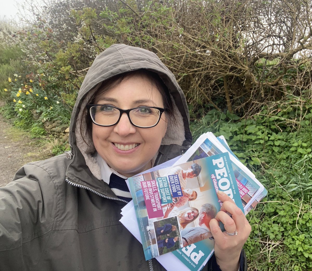 Great to be supporting <a href="/DavidHall_/">David Hall</a> this week alongside the superb <a href="/fayepurbrick/">Faye Purbrick</a> Emma and Amy ahead of the Somerton by-election. Good too to be getting some deliveries out for Faye in Templecombe. #VoteConservative <a href="/cwowomen/">Conservative Women</a> <a href="/cwosouthwest/">CWO South West</a> <a href="/Women2Win/">Women2Win</a>