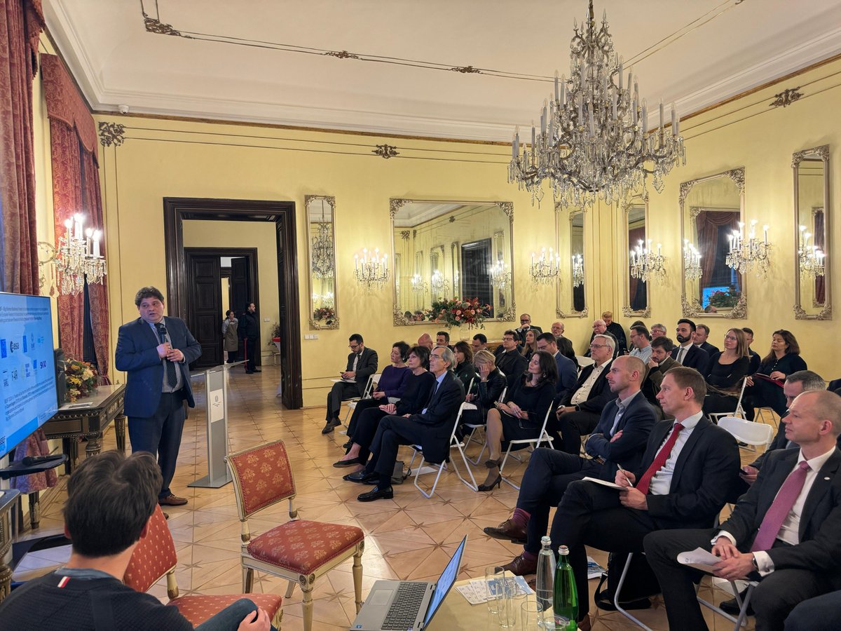 Promoting #Trieste Big Science Business Forum 2024 in Bratislava and Prague cei.int/news/9841/prom… Press Review @CEI_Secretariat #BSBF2024 @regioneFVGit #RegioneFVG