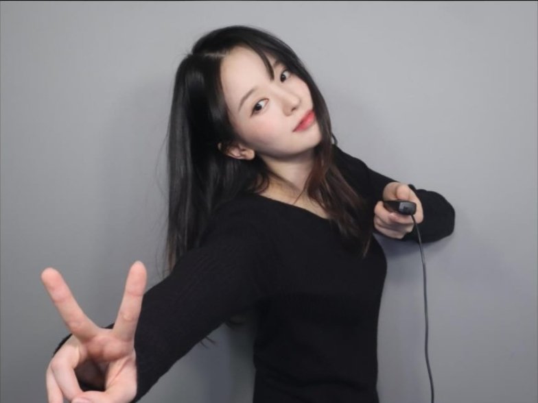 __hshin's tweet photo. sooooo pretty 🥹🖤
#HYEONGSHIN #형신 https://t.co/9ToZtK09jz