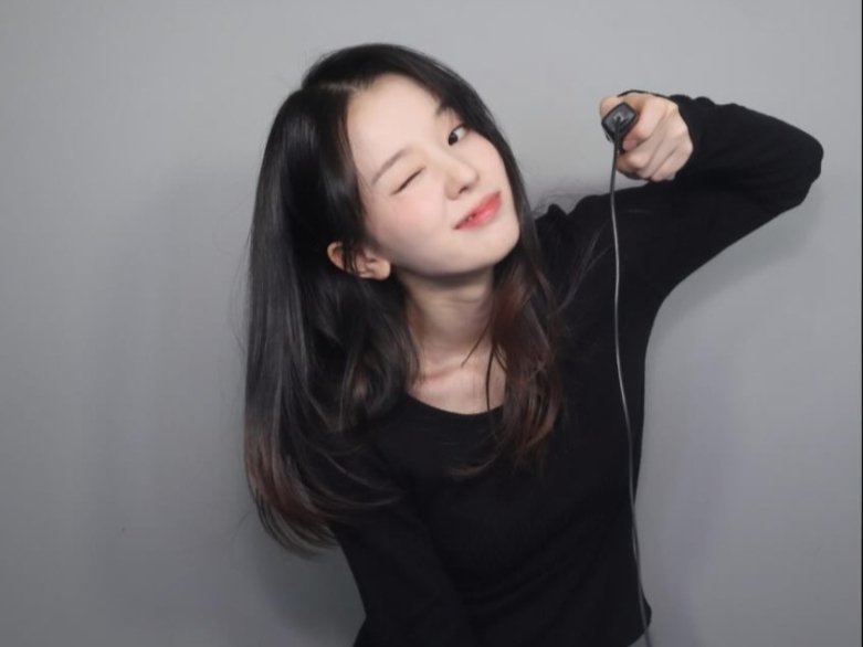 __hshin's tweet photo. sooooo pretty 🥹🖤
#HYEONGSHIN #형신 https://t.co/9ToZtK09jz