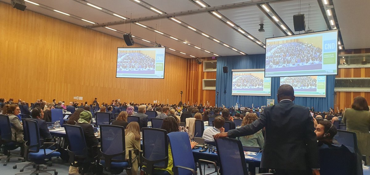 Jennaral's tweet photo. First ever CND resolution by vote! All resolutions have been by consensus since 1946. Although no one voted against, 3 countries abstained... #cnd67 https://t.co/eu36iLKKqG