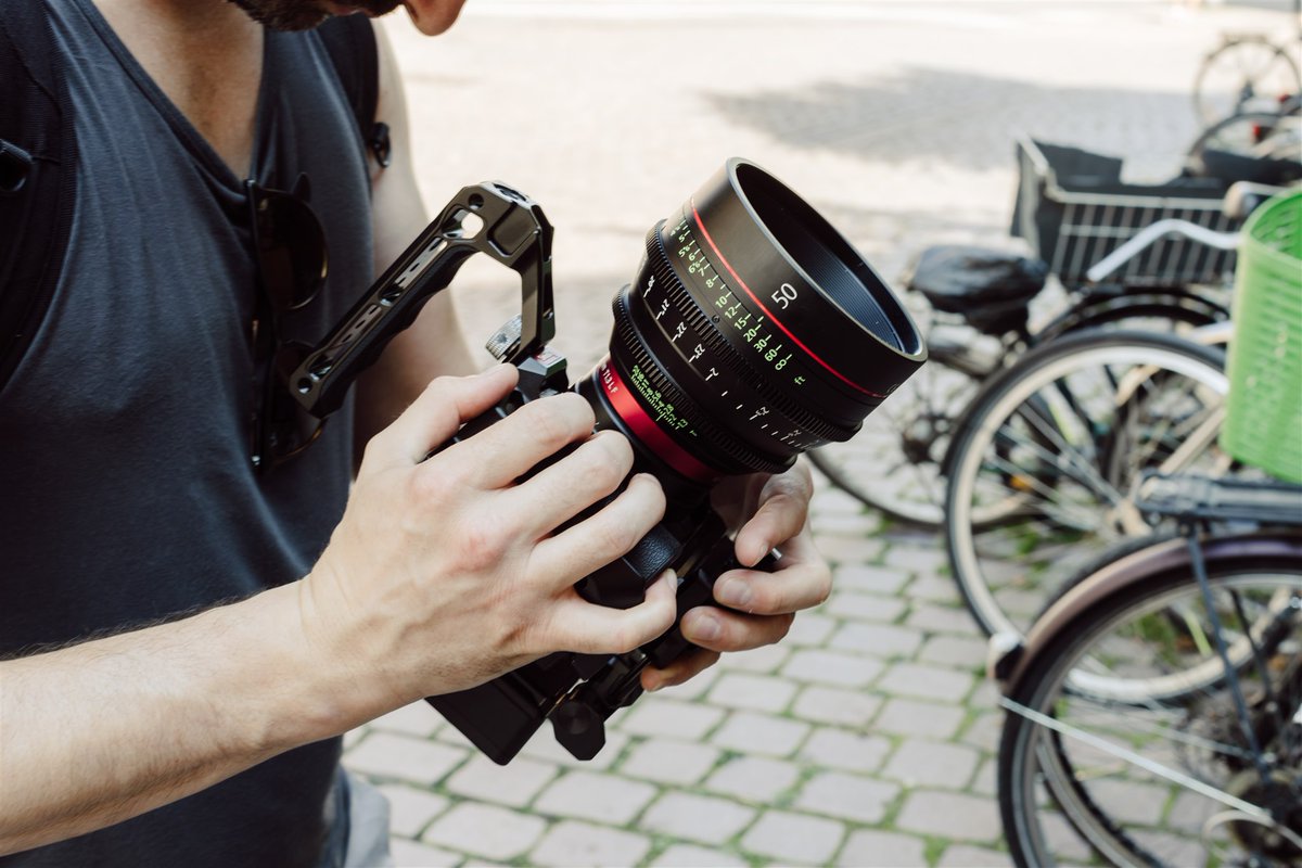 MediaMineral's tweet photo. Spring break adventures calling! 🌍📸 Capture the magic with your camera and make memories that last a lifetime. Wherever you go, share the joy of exploration! 🌸✨ #SpringBreak #CaptureTheMoment #camera #travel #Photo #Video https://t.co/1G0ylg9WF8
