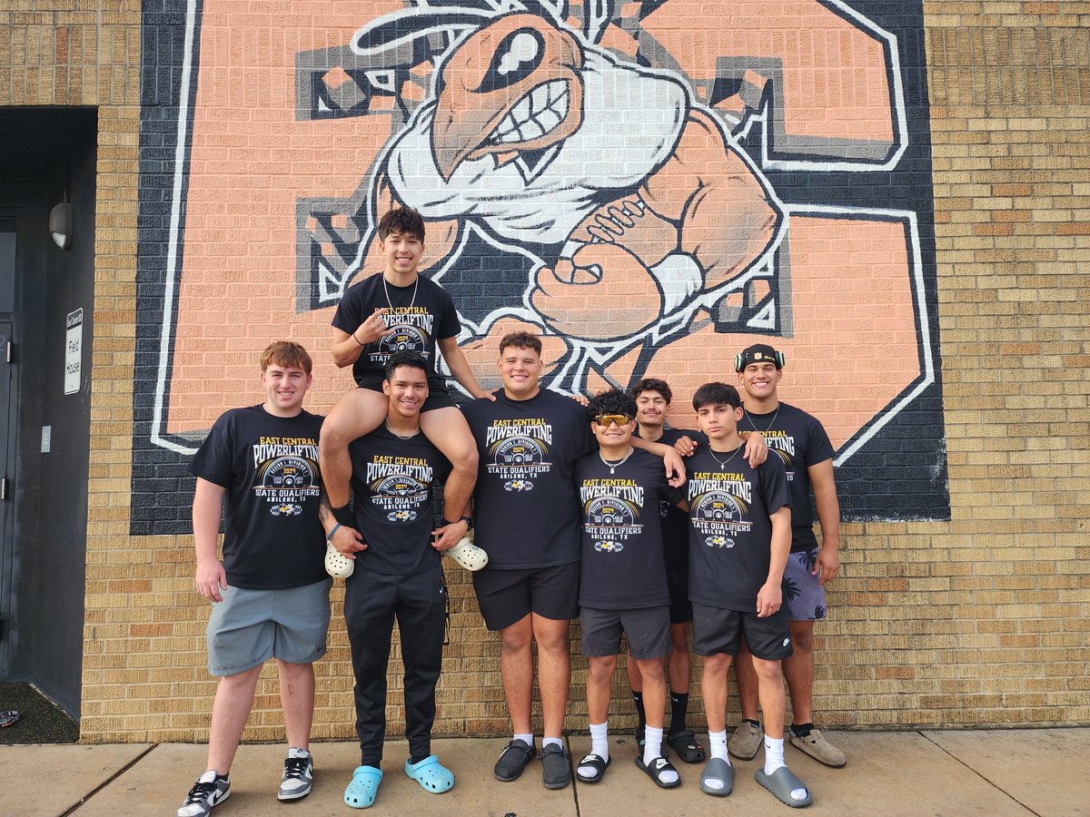 San Antonio East Central Powerlifting tweet media