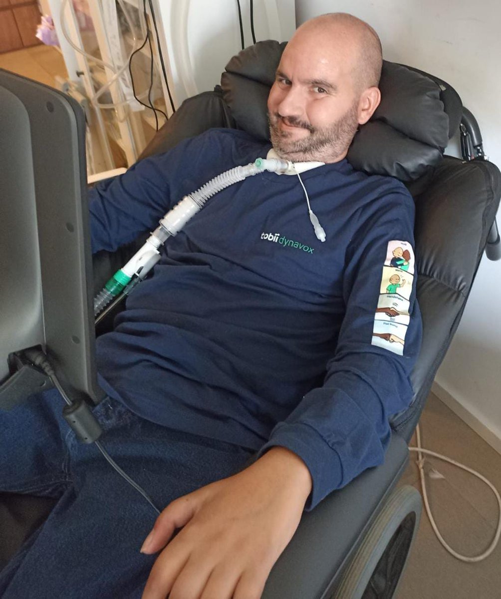 Jordi Sabaté Pons (@pons_sabate) on Twitter photo Es un honor para mí, vestir los colores de Tobii Dynavox.
Es un inmenso honor para mí, ser Embajador en España de <a href="/TobiiDynavox/">Tobii Dynavox®</a>, la mejor empresa del mundo de dispositivos de comunicación ocular.
¡SOIS LOS ÁNGELES DE MI VOZ! ❤️ Es un honor para mí, vestir los colores de Tobii Dynavox.
Es un inmenso honor para mí, ser Embajador en España de <a href="/TobiiDynavox/">Tobii Dynavox®</a>, la mejor empresa del mundo de dispositivos de comunicación ocular.
¡SOIS LOS ÁNGELES DE MI VOZ! ❤️