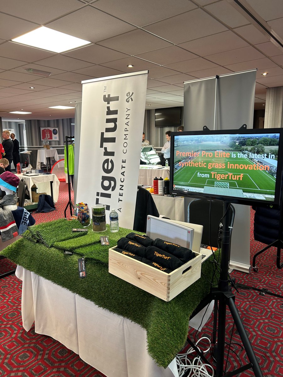 Last night, we spent the evening with the Midland Football League. It was great to meet so many local clubs and support with them with their development plans and to demonstrate how TigerTurf are at the forefront of 3G synthetic grass innovation. ⚽ ow.ly/BaKU50QZIpW