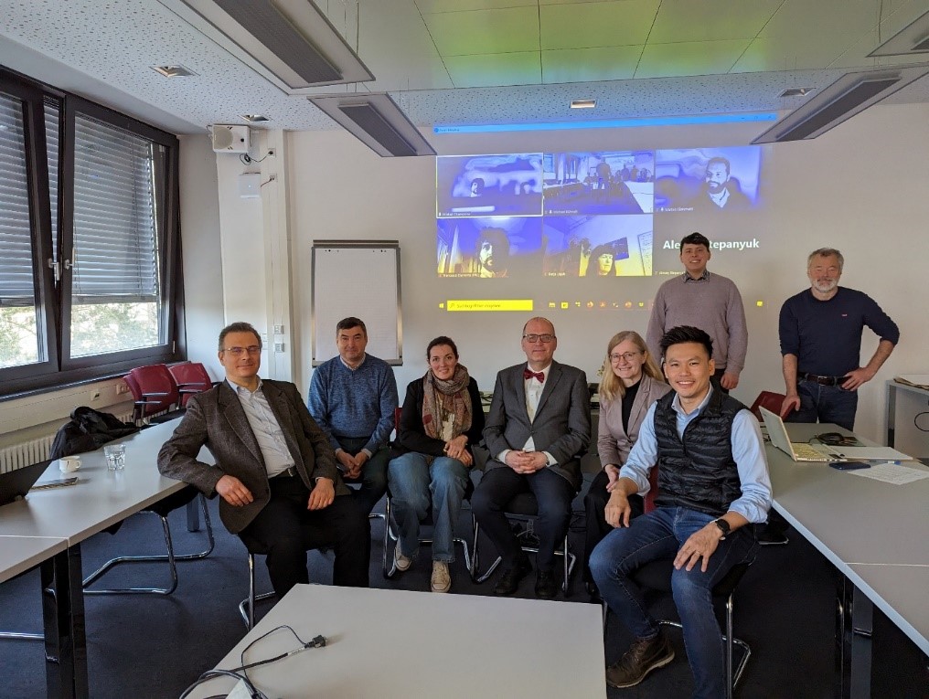 🌟 Big News! 🚀 OTH Regensburg leads MAESTRI, a European doctoral network in Magnetic Soft Robotics. With €2,356,970.40 funding, we're shaping the future of robotics across 5 countries. Learn more: rfr.bz/ta0dskv #MAESTRI #SoftRobotics #FutureTech 🤖