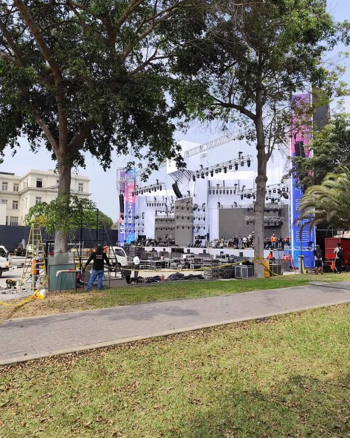 Reactivate tweet media