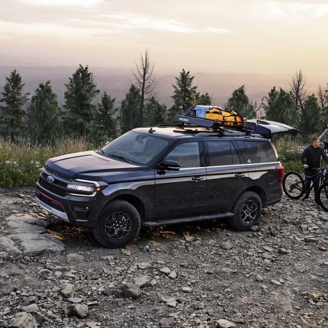 Experience the ultimate journey with the Ford Expedition. Luxury, space, and power seamlessly combined for your next adventure. #FordExpedition #ExploreInStyle 🌟🚙