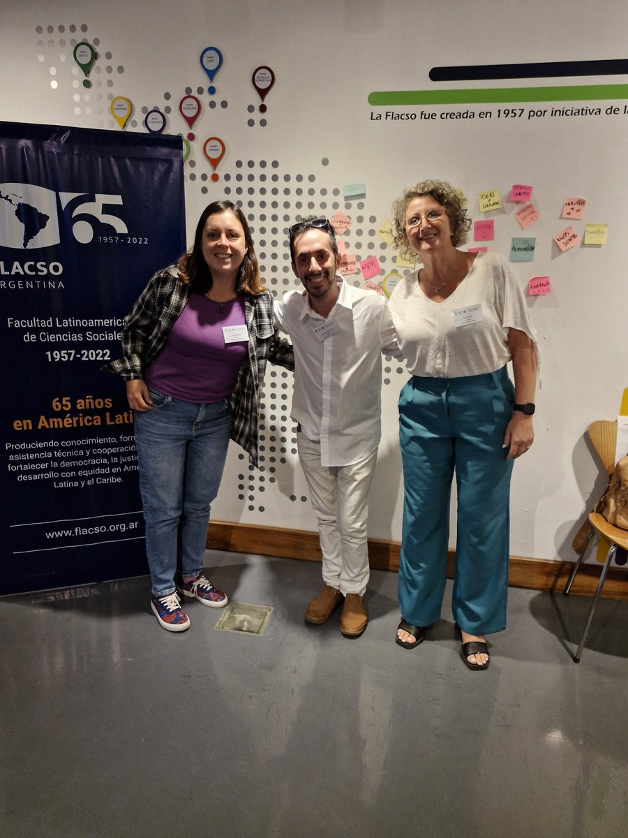 ProfeMariaSol's tweet photo. Coloquiando!!! @pent_flacso #ColoquioPENT https://t.co/HG06gpd1NY