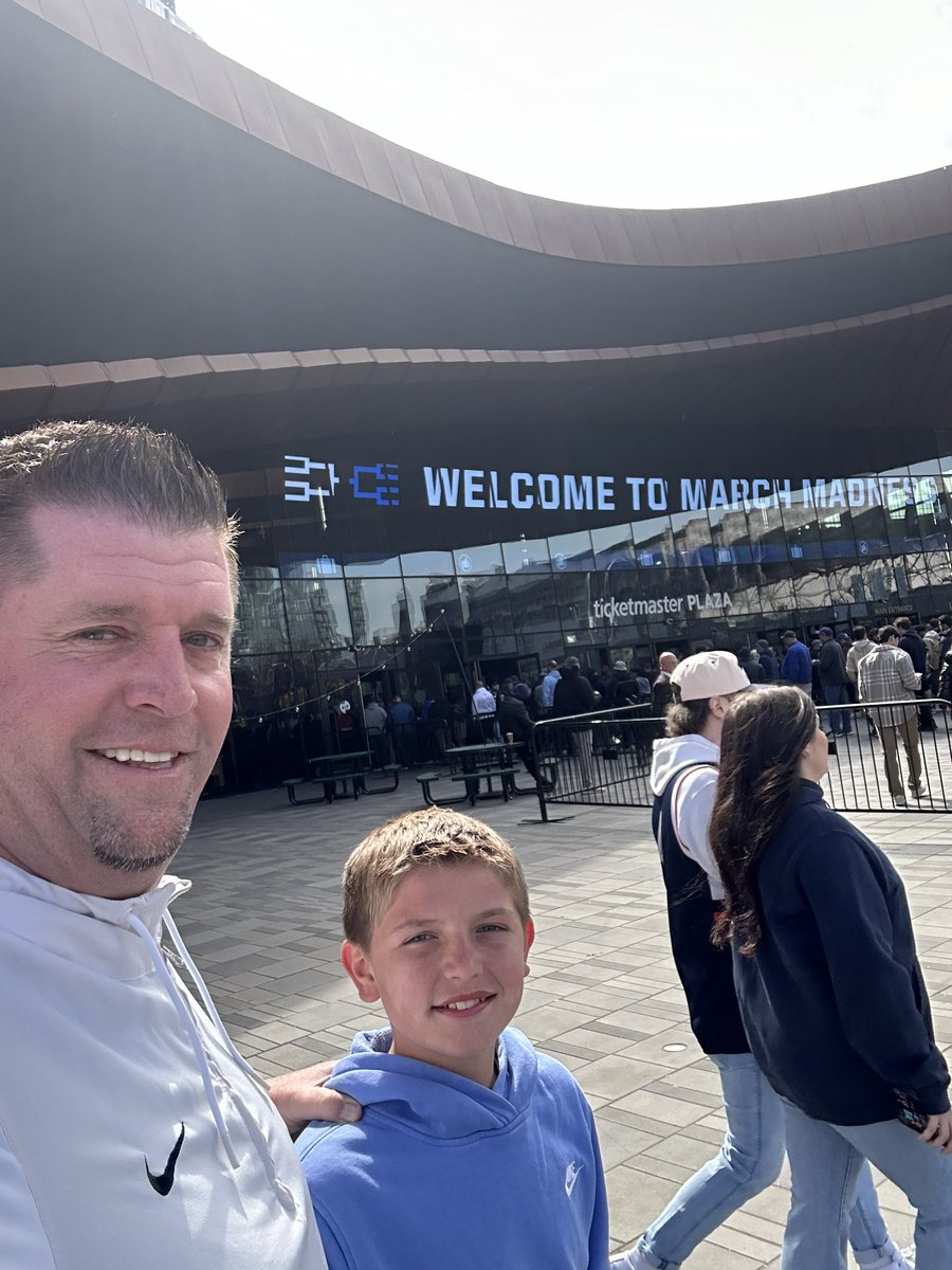 Ehren Wallhoff tweet media