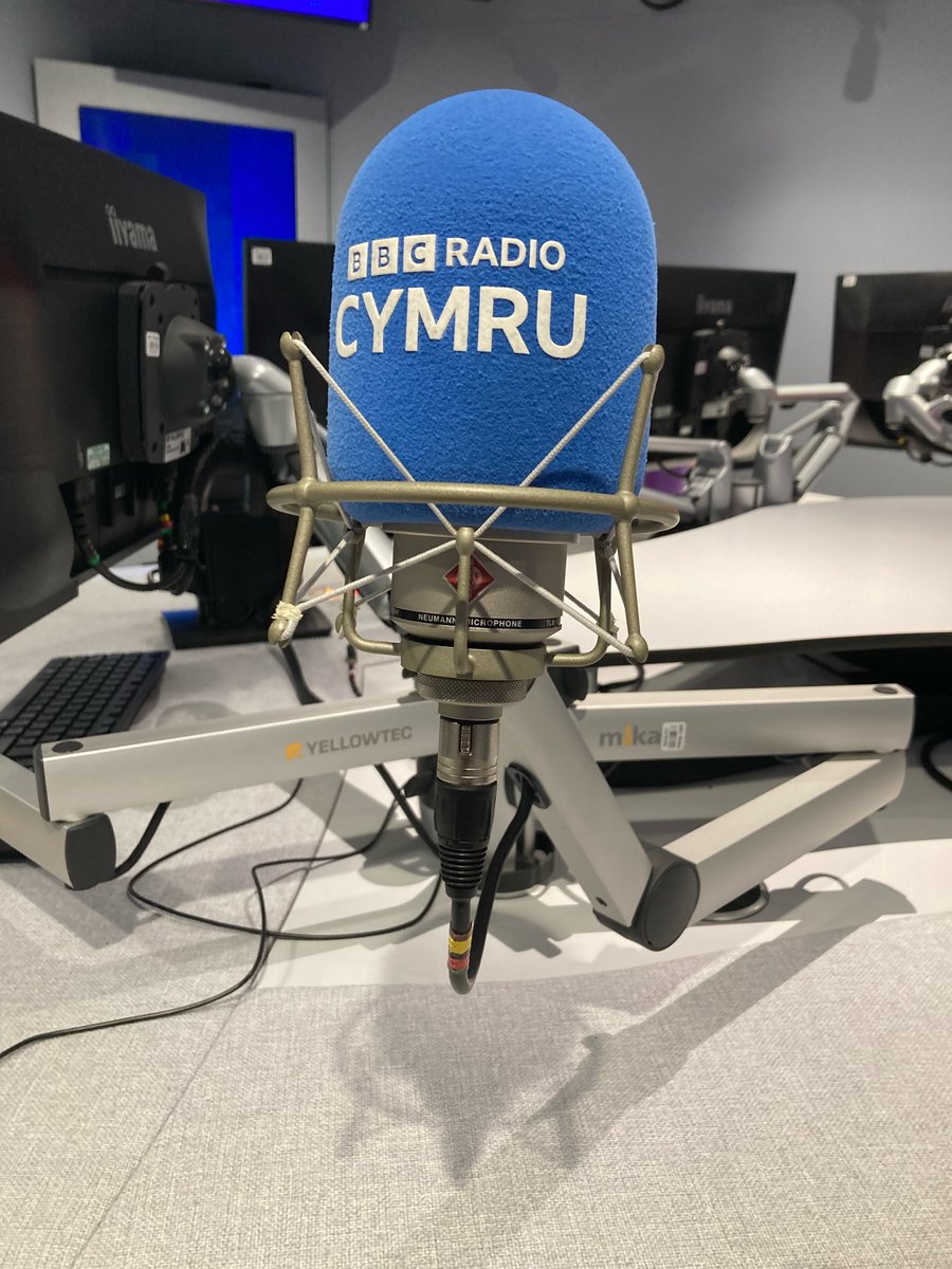 Hyfryd i glywed sgwrs rhwng Joanna Davies a Catrin Heledd am ein hadnodd newydd, Map Cymuned, ar BBC Radio Cymru prynhawn ma!💻🏴󠁧󠁢󠁷󠁬󠁳󠁿 Diolch i Joanna am reoli'r prosiect! 'Dych chi wedi gweld yr adnodd dwyieithog eto? Ewch draw i MapCymuned.Cymru!