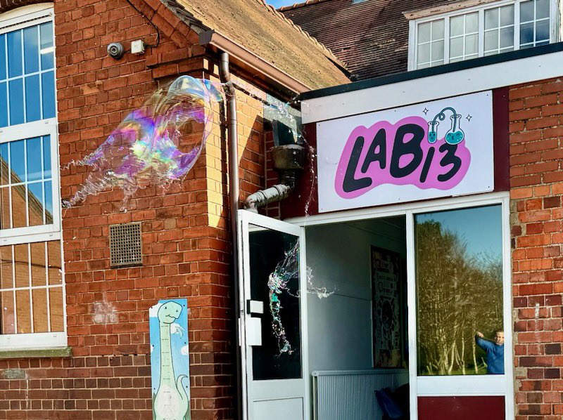 Lab_13Irchester's tweet photo. A beautiful day for Bubble mixture testing at family lab 🫧 https://t.co/cf7ZsNRcMr