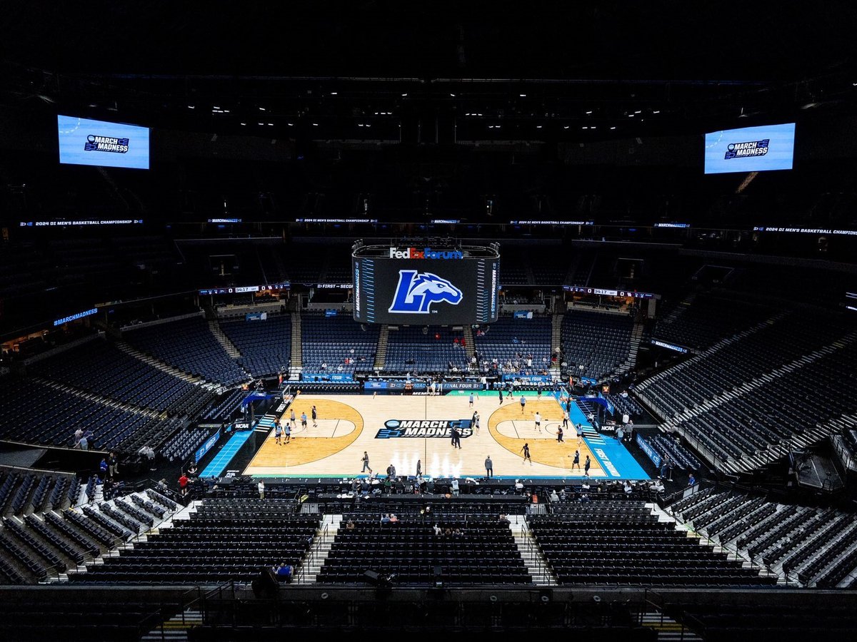 The stage is set.

👉 longwood.edu/gowood